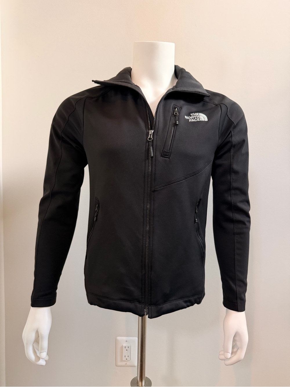 The North Face Men’s Black Performance Jacket